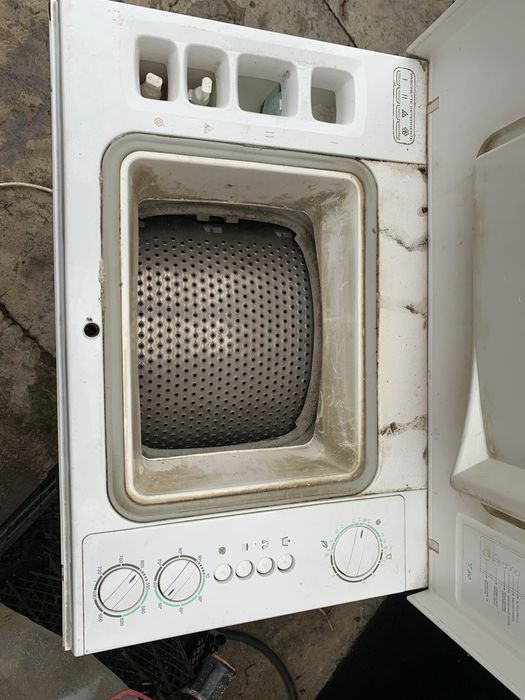 Продам стиральную машину