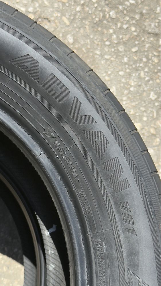 Pneus 235/60r18 Yokohama Advan V61 com 75% piso