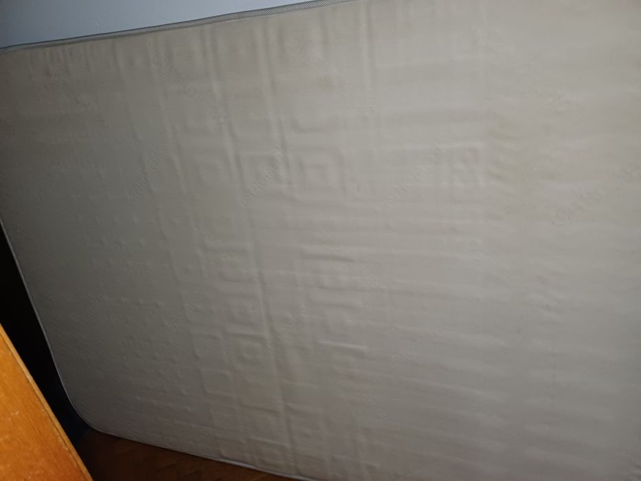 Colchão usado vendo derivado a medidas! Urgente.