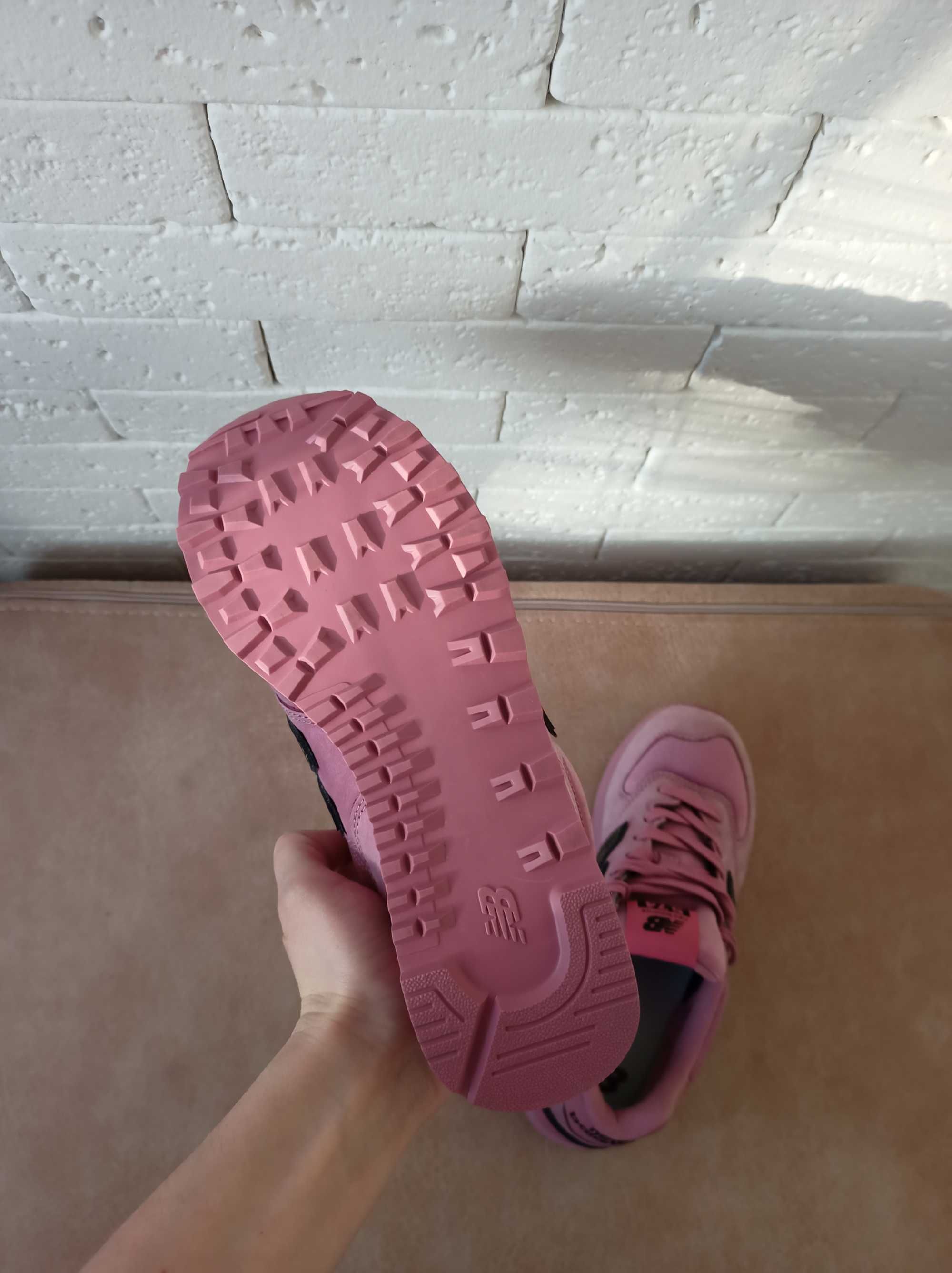 NEW BALANCE Женские сиреневые замшевые кроссовки 574
