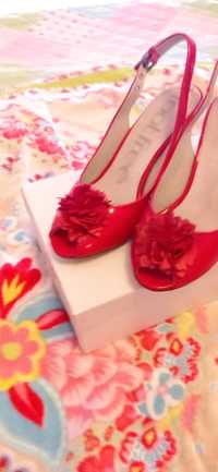 Par de sapatos Footfree vermelhos, Tam. 37