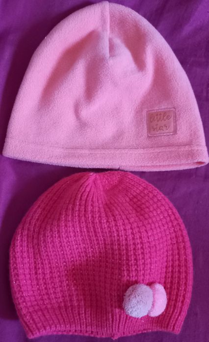 Sliczne rozowe czapeczki dziewczece jesien/wiosna do 3-4 lat