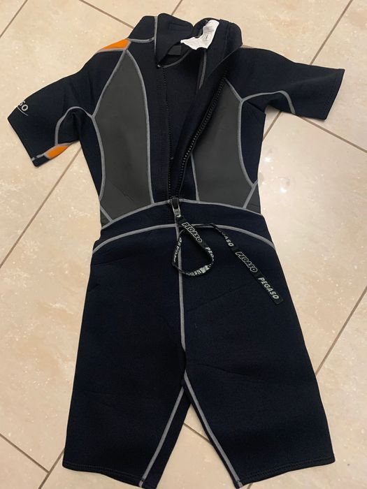 Kombinezon pływacki pianka neoprenowa Pegaso XS nurkowanie, extra stan