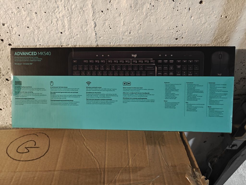Zestaw bezprzewodowy klawiatura i mysz Logitech MK540 Advanced