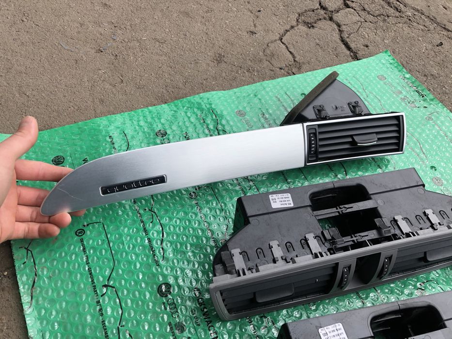 Дефлектор воздуха жалюзи octavia a7 rapid хром в торпеду audi a6