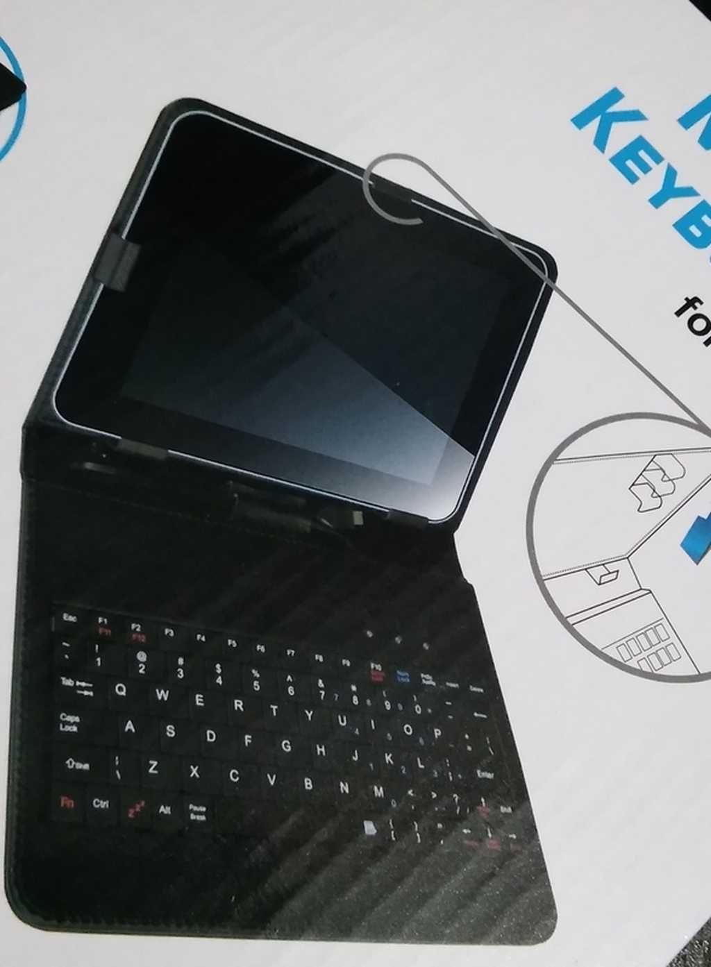 Etui z klawiaturą do tabletów 8-9 cali NOWE