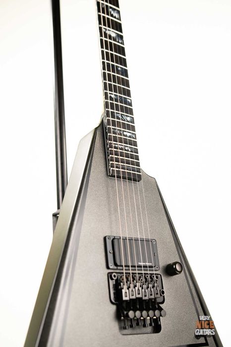 Edwards E-Alexi Blacky