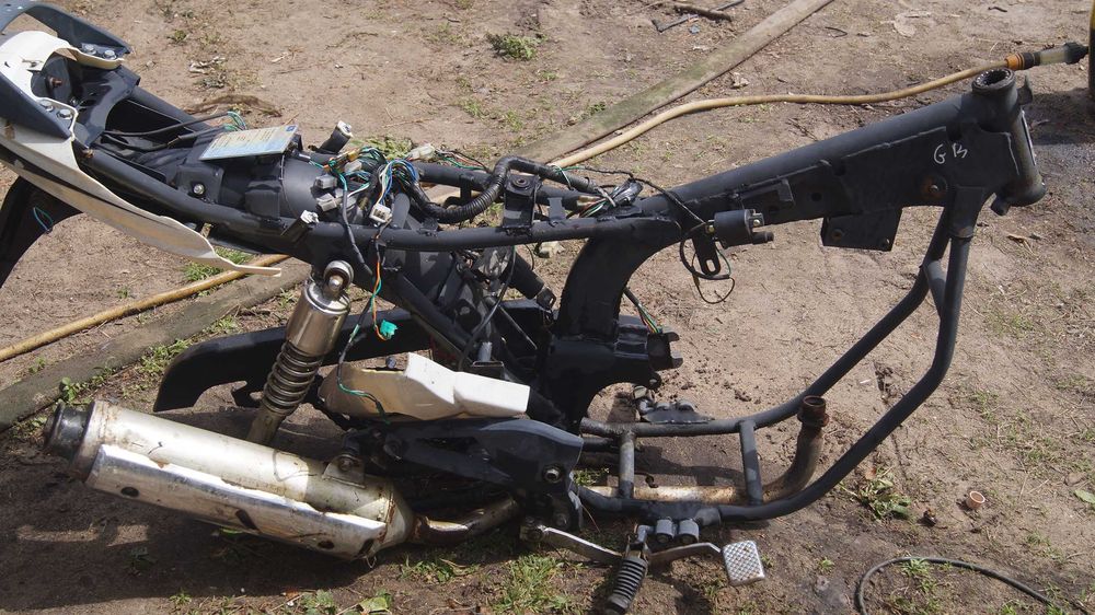 GB Street Yamasaki 50 2011 rama niekompletna tłumik dokumenty