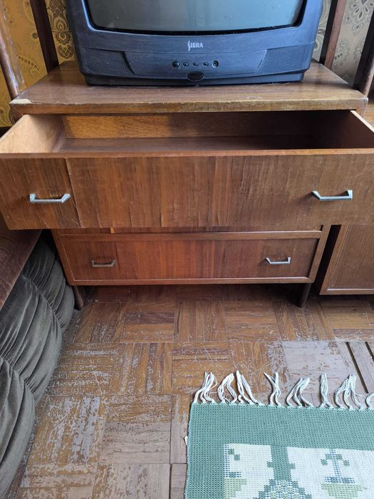 Móvel de sala vintage – 184×146×41 cm