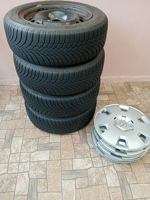 Комплект колёс 205/60 r16 зима.