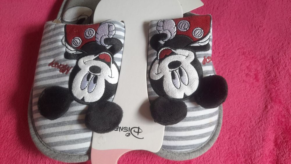 Chinelos de quarto Mickey