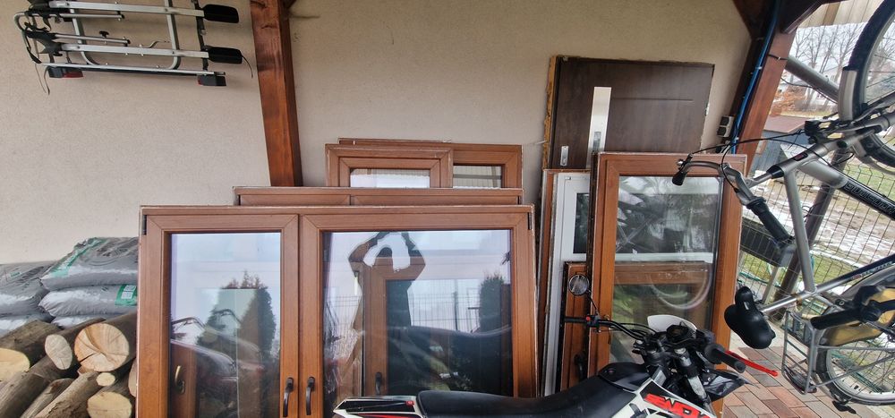 Okna z demontażu złoty dąb, pakiet dwuszybowy.