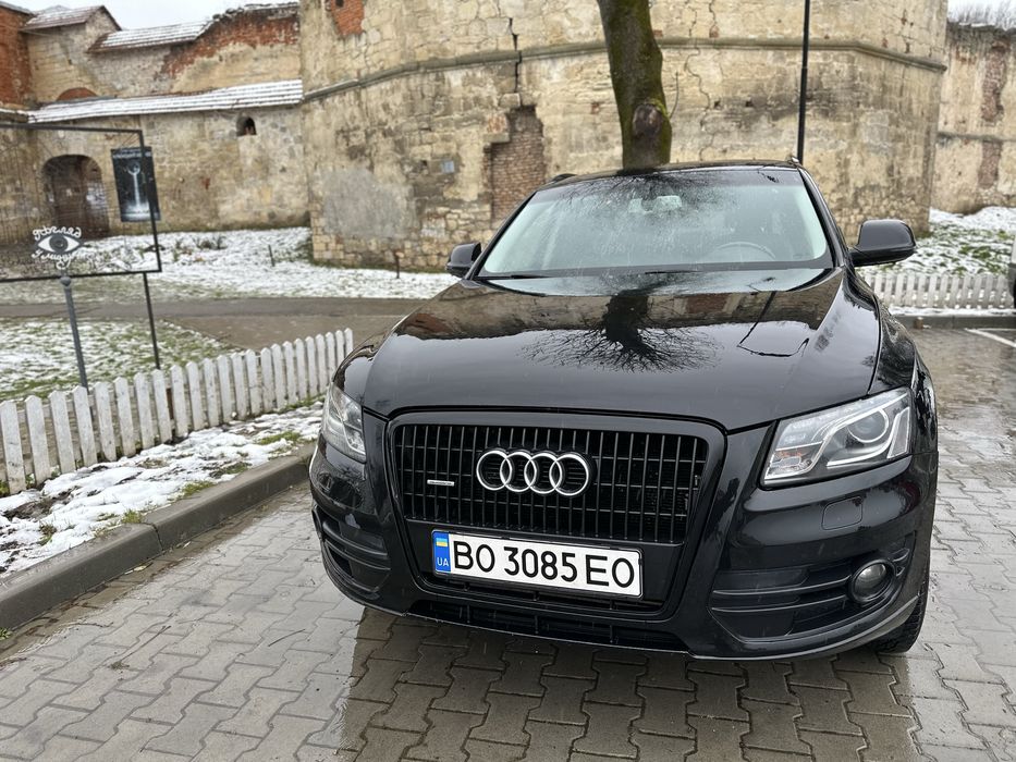 Audi Q5 2010 рік /бензин