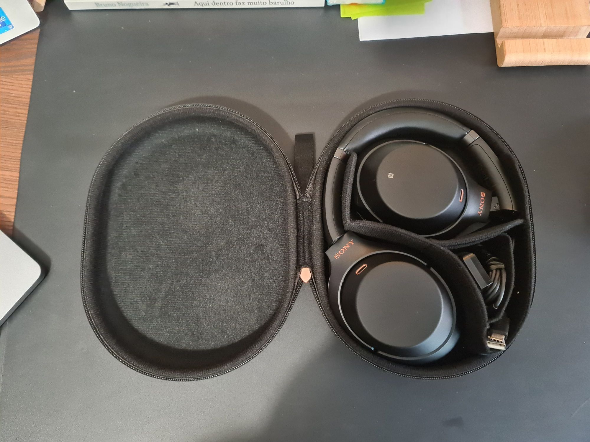 Sony WH-1000XM3 Preto Noise Cancelling