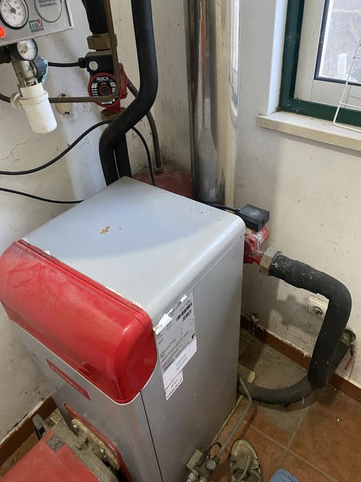 Vendo caldeira a gasoleo