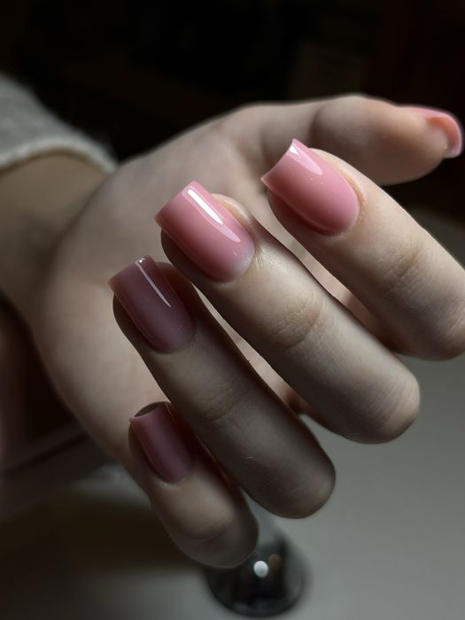 Манікюр / педикюр / нарощення нігтів / подологія