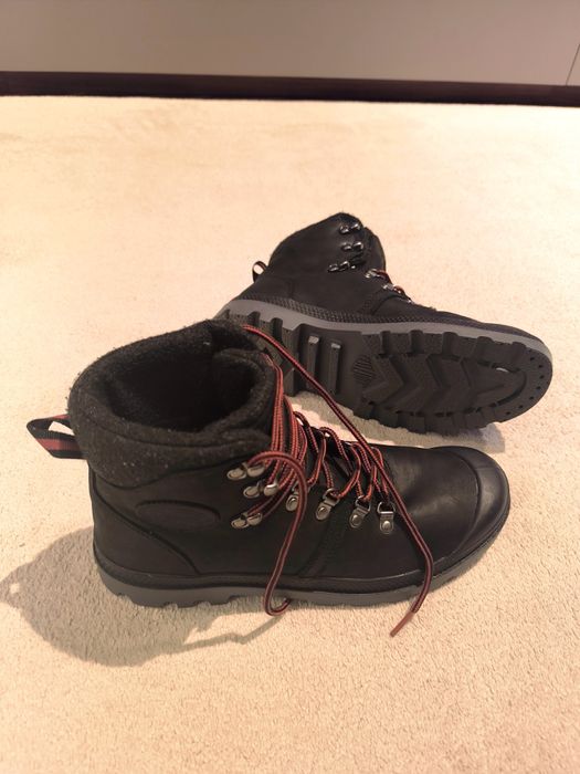 Botas Palladium em couro