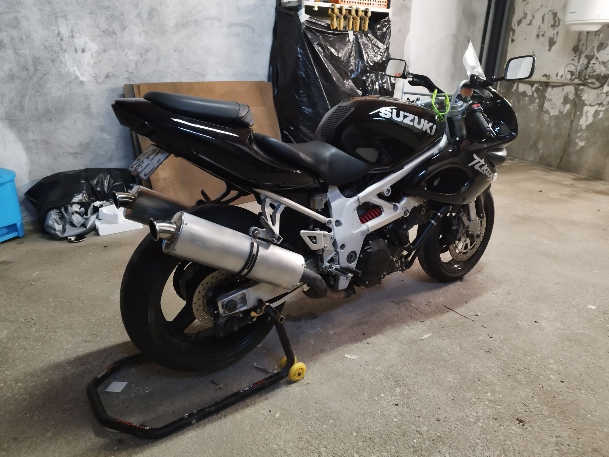 Suzuki TL 1000S para venda ou troca.