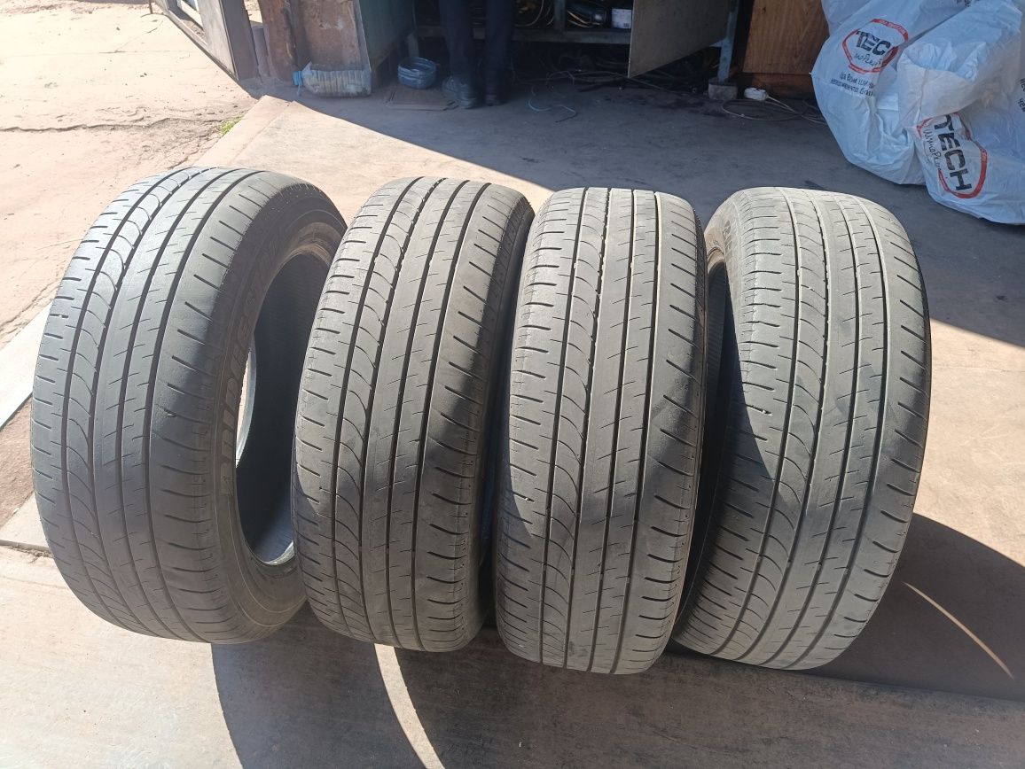 Комплект Резины BRIDGESTONE 235/55 R20.