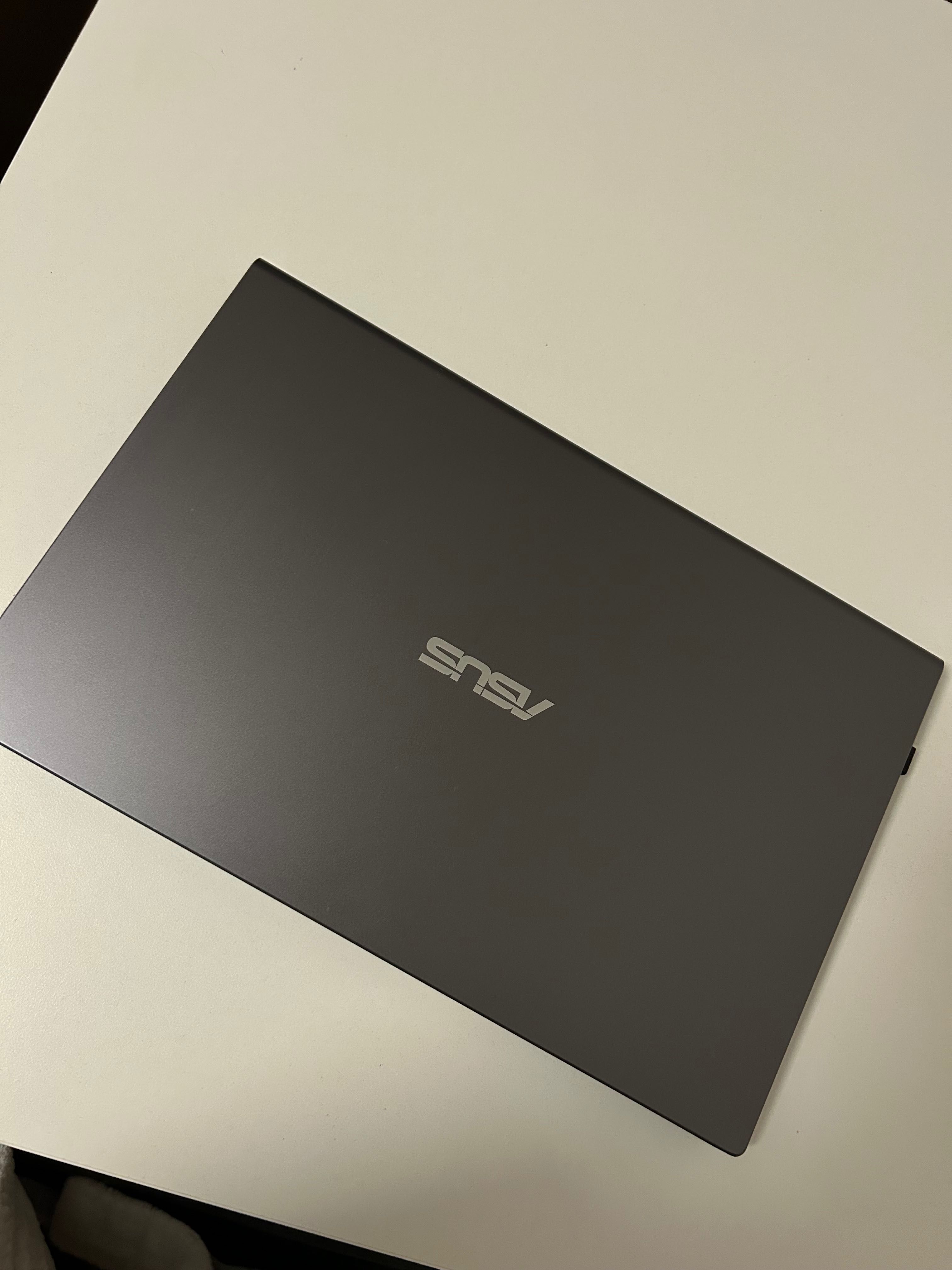 Laptop ASUS X515EA