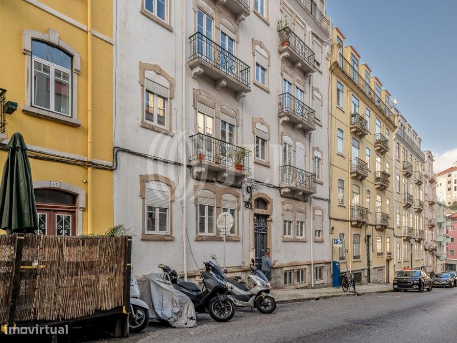 Apartamento T6 com rentabilidade, em Lisboa