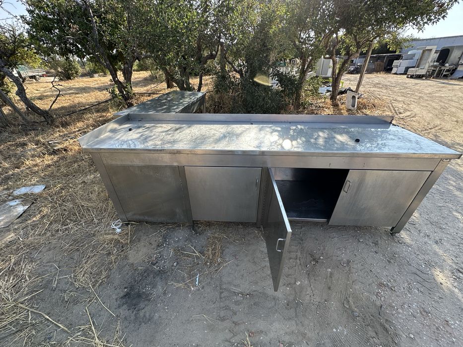 Bancada de inox grande