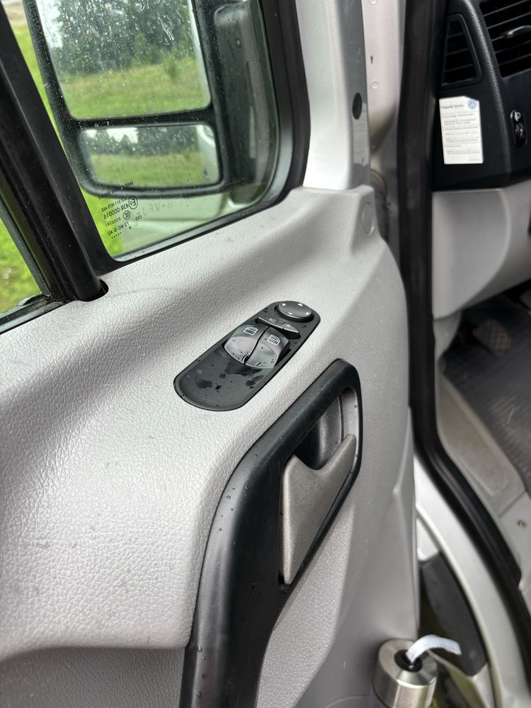 Volkswagen Crafter 2,5 TDI 2009 СПАРКА!!!