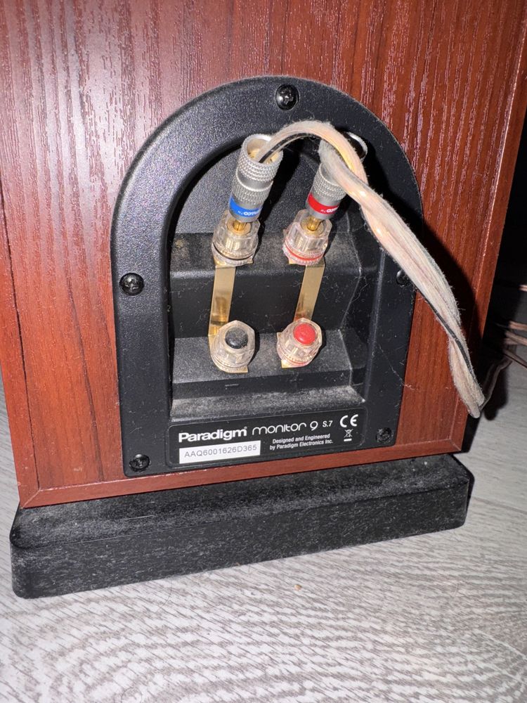 kolumny podlogowe Paradigm monitor 9v7 9 v7