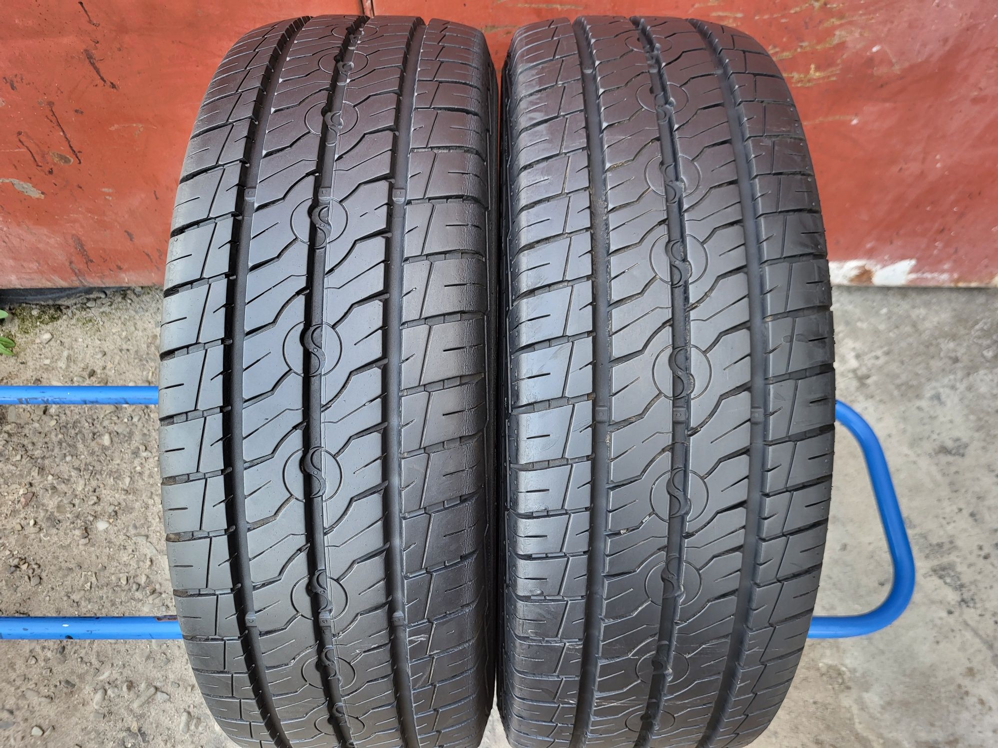 215/70/15C R15C Semperit Van-Life 2 2шт ціна за 1шт літо шини