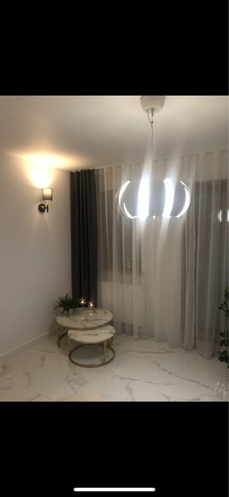 Lampa wiszaca biaka stan b,dobry