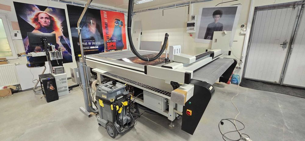 CNC Ploter wycinająco frezujący JWEI CB03II-3020-RM