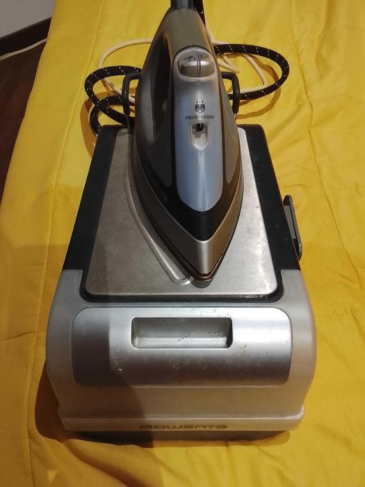 Ferro a vapor Rowenta