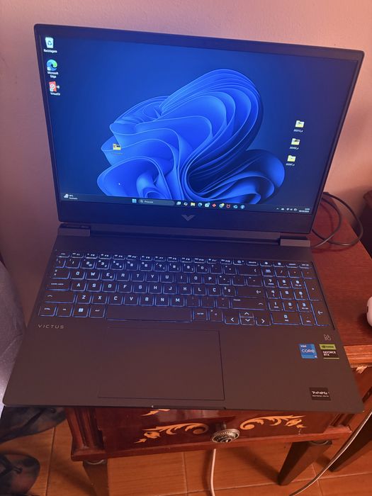 Computador game VICTUS  outra informações na imagem do PC