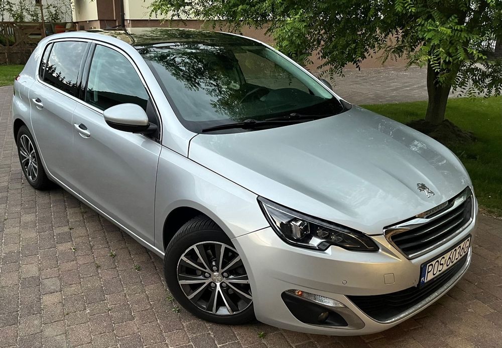 Peugeot 308 Peugeot 308 1.2 PureTech Allure S&S EAT6 (2017)