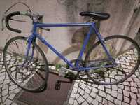 Bike azul de corrida