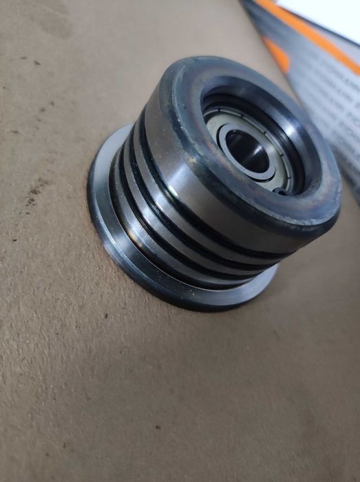 Rolka do traka z lozyskami
