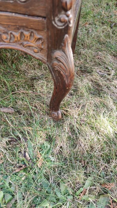 Komoda ludwikowska z 3 szufladkami