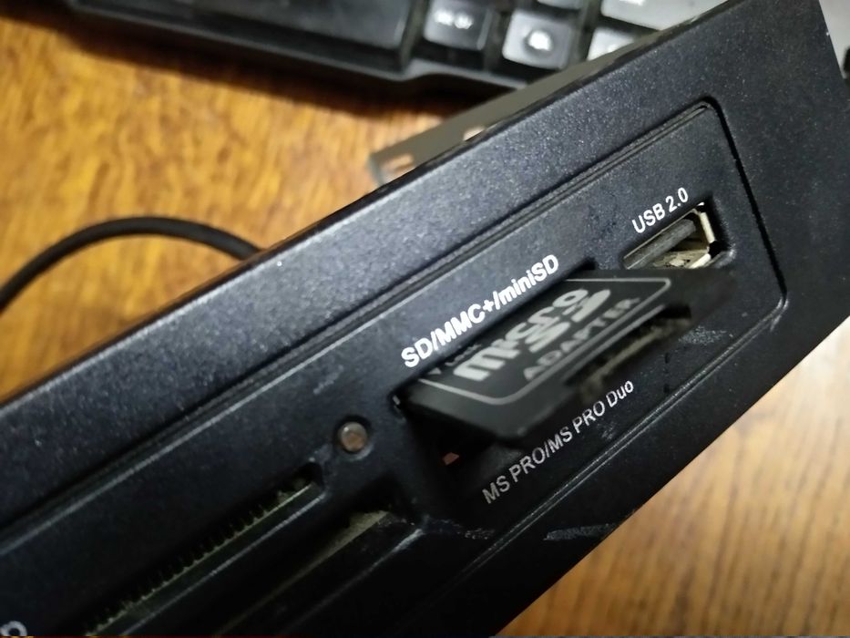 Кард ридер Card reader Картридер  внешний   б.у рабочий