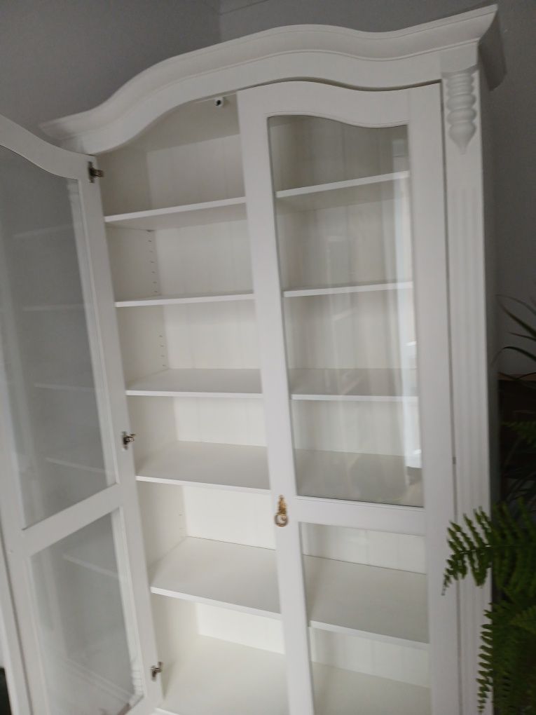 Śliczna Biała  witryna szafa biblioteczka meblościanka  modna stylowa