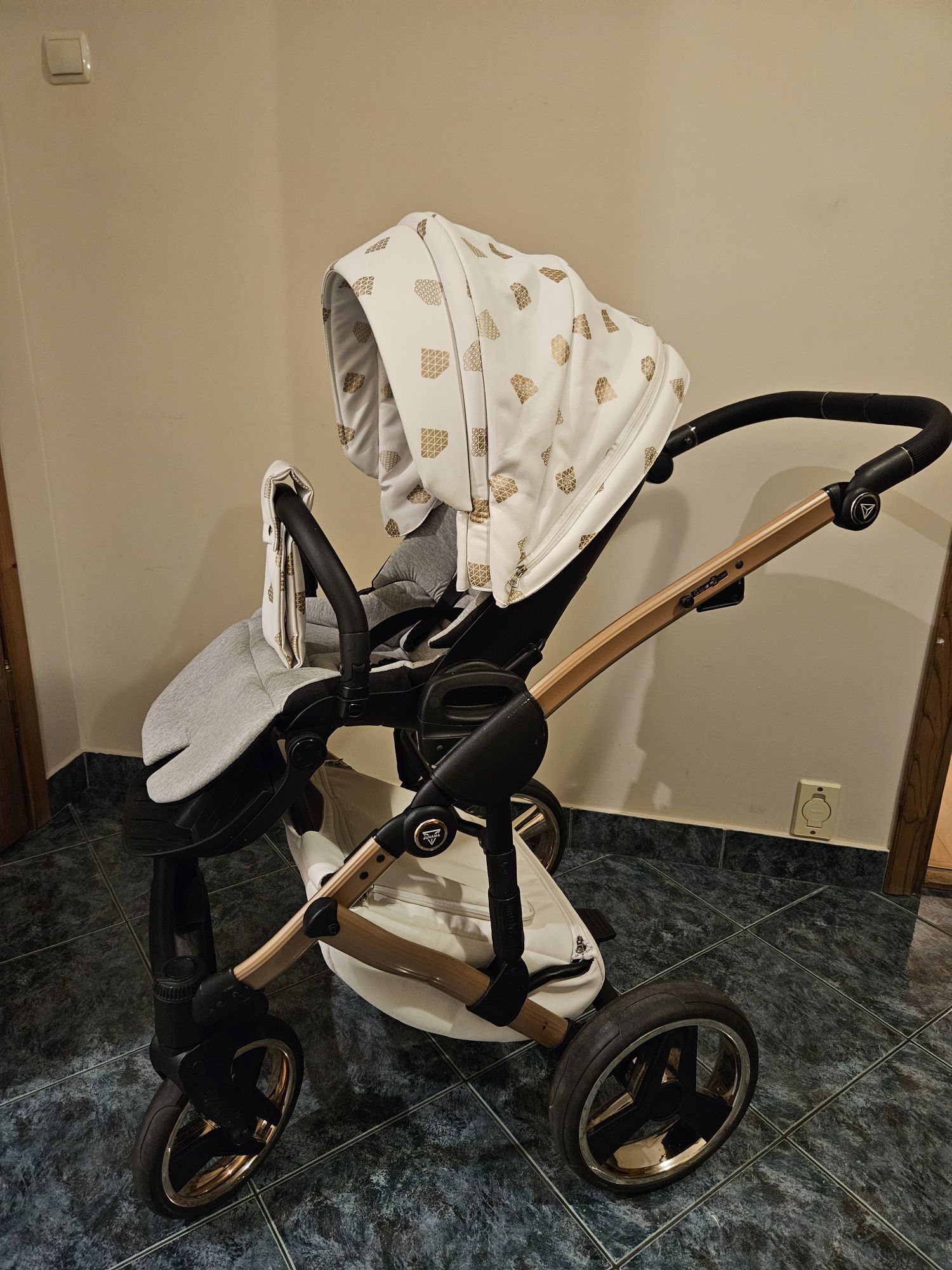 Wózek Junama Diamond 4w1