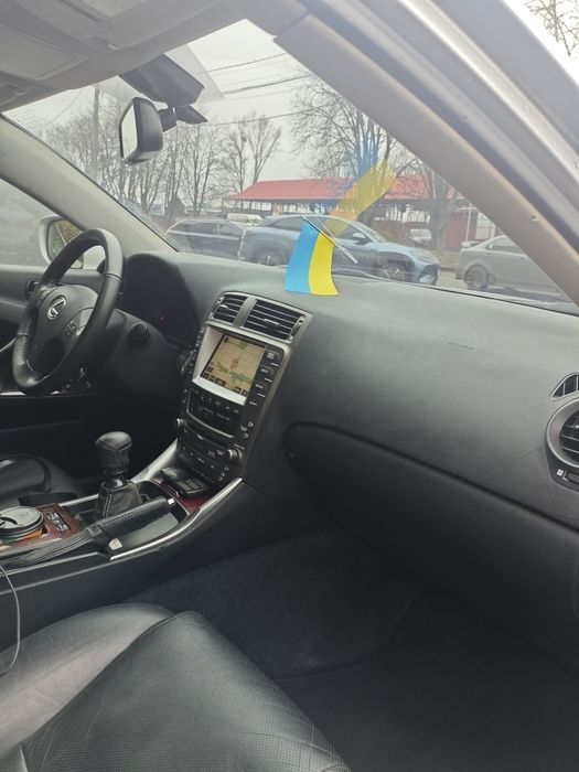 Lexus IS 220D MarK Levinson