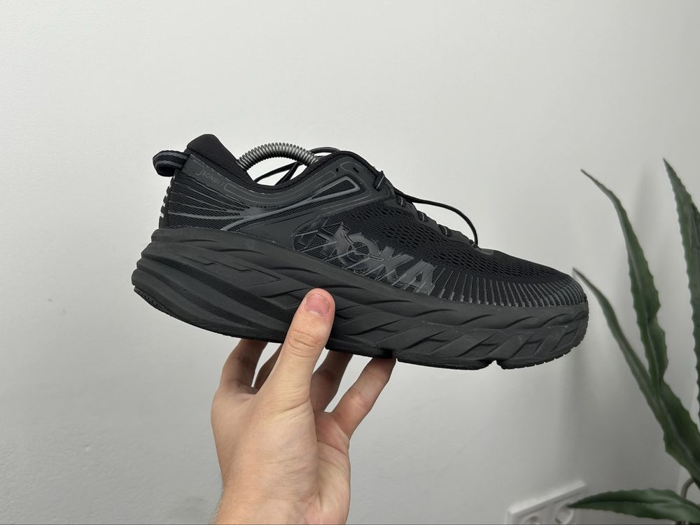 Оригінал! Кросівки Hoka Bondi 7 42.5 розмір 03554