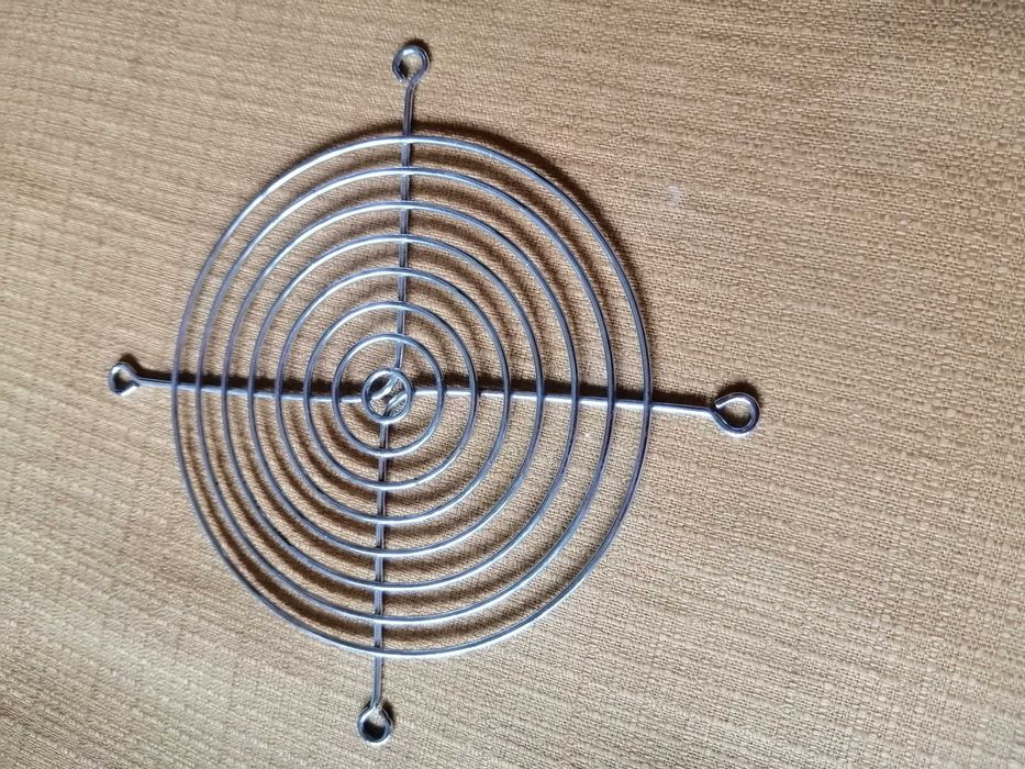 Решітка для вентилятора