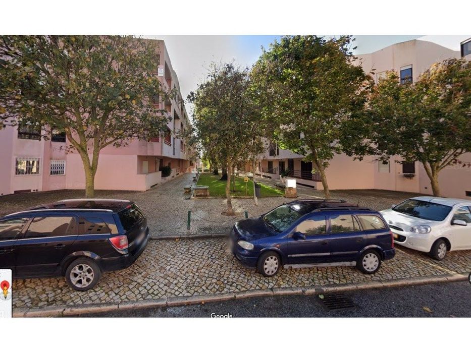 Parqueamento para venda na Alameda da Guia