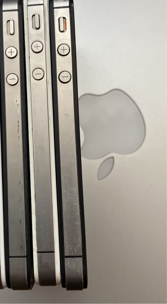 Запчастини ноутбук Apple iPhone. Ціна за все.