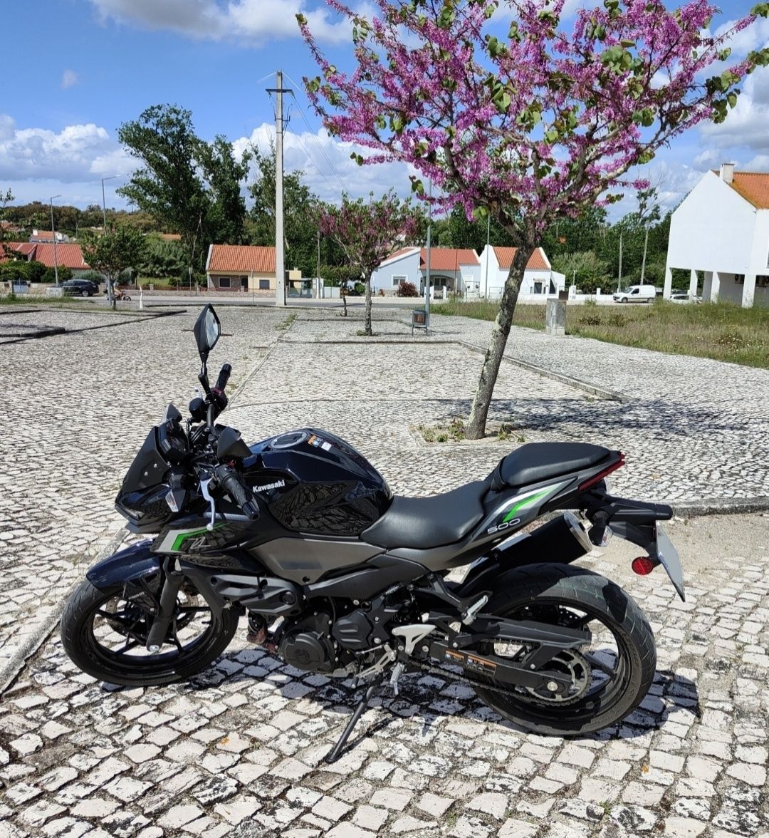 Kawasaki Z500 garantia até Nov. 2027