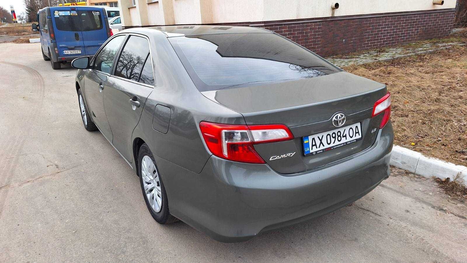 Toyota Camry, 2013гв, автомат,газ