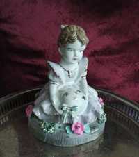 Figurka porcelanowa dziewczynka vintage