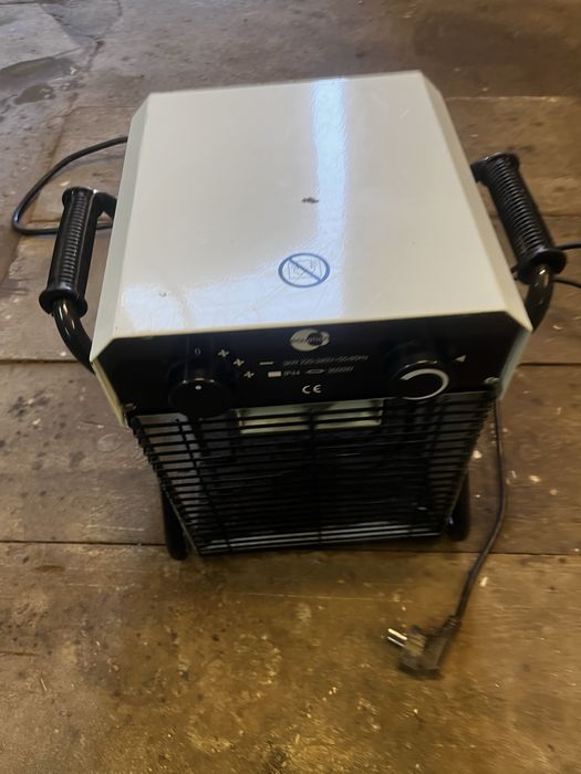 Nagrzewnica  elektryczna budowlana 3 kw