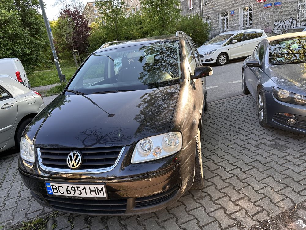 Volkswagen Touran